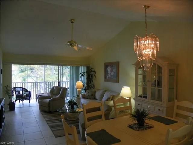 $3,500 | 448 Gabriel Circle, Unit 3310 3310, Naples, FL 34104