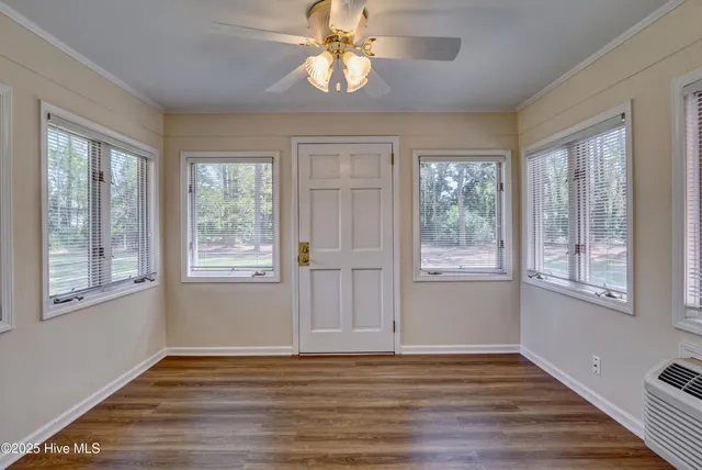 $2,100 | 4141 Lake Avenue, Wilmington, NC 28403