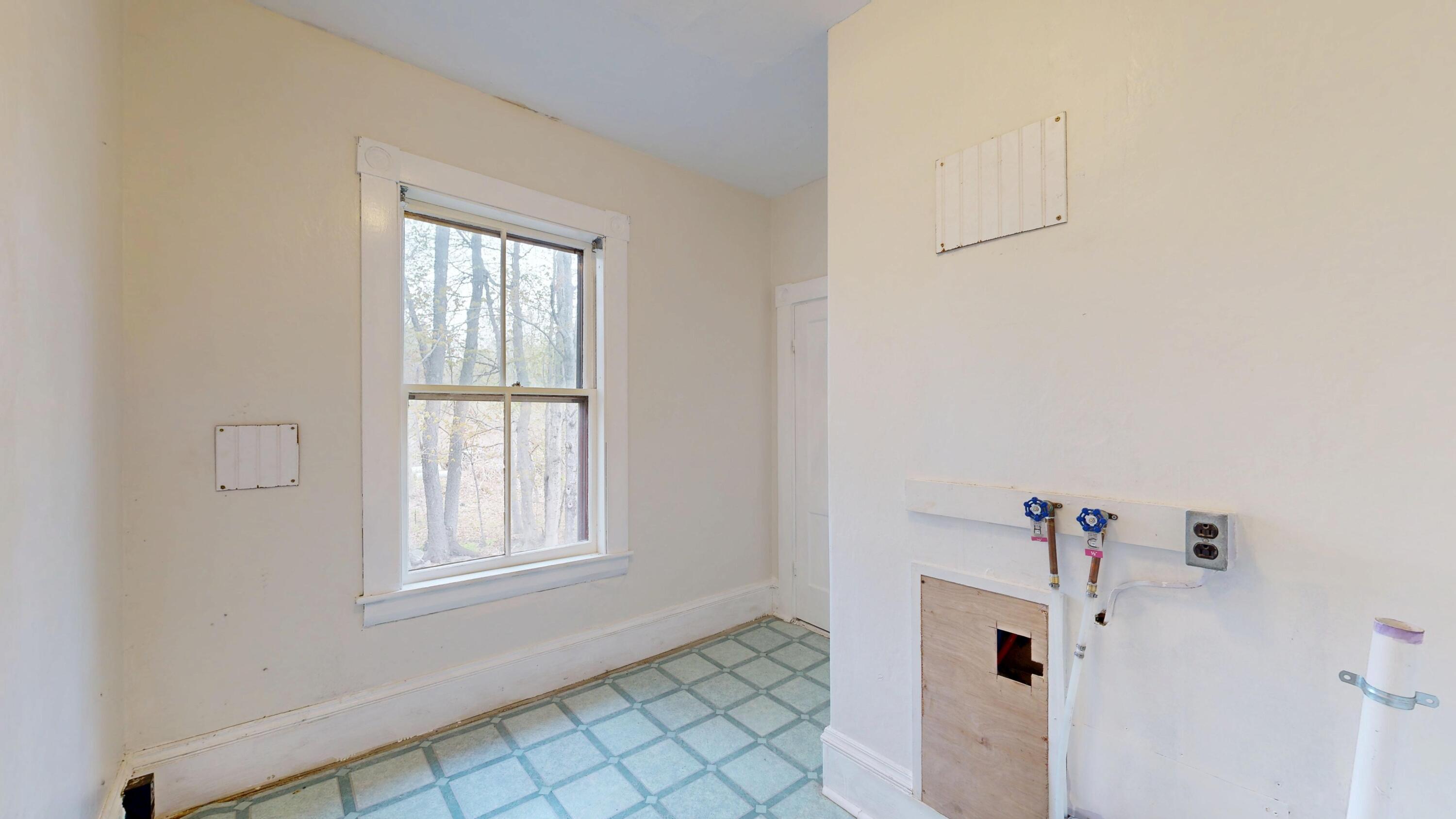 8 Morrill Street Buckfield, ME 04220 - Photo 34 of 51 laundry