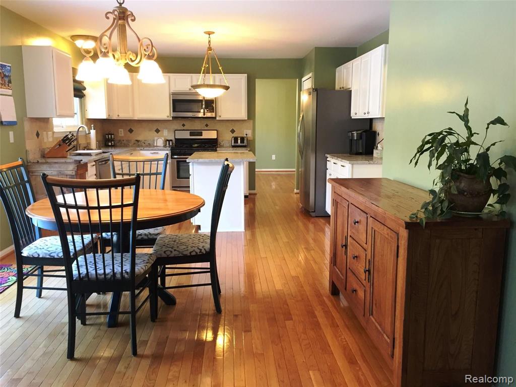 7934 Billingham Road West Bloomfield, MI 48324 - Photo 12 of 51