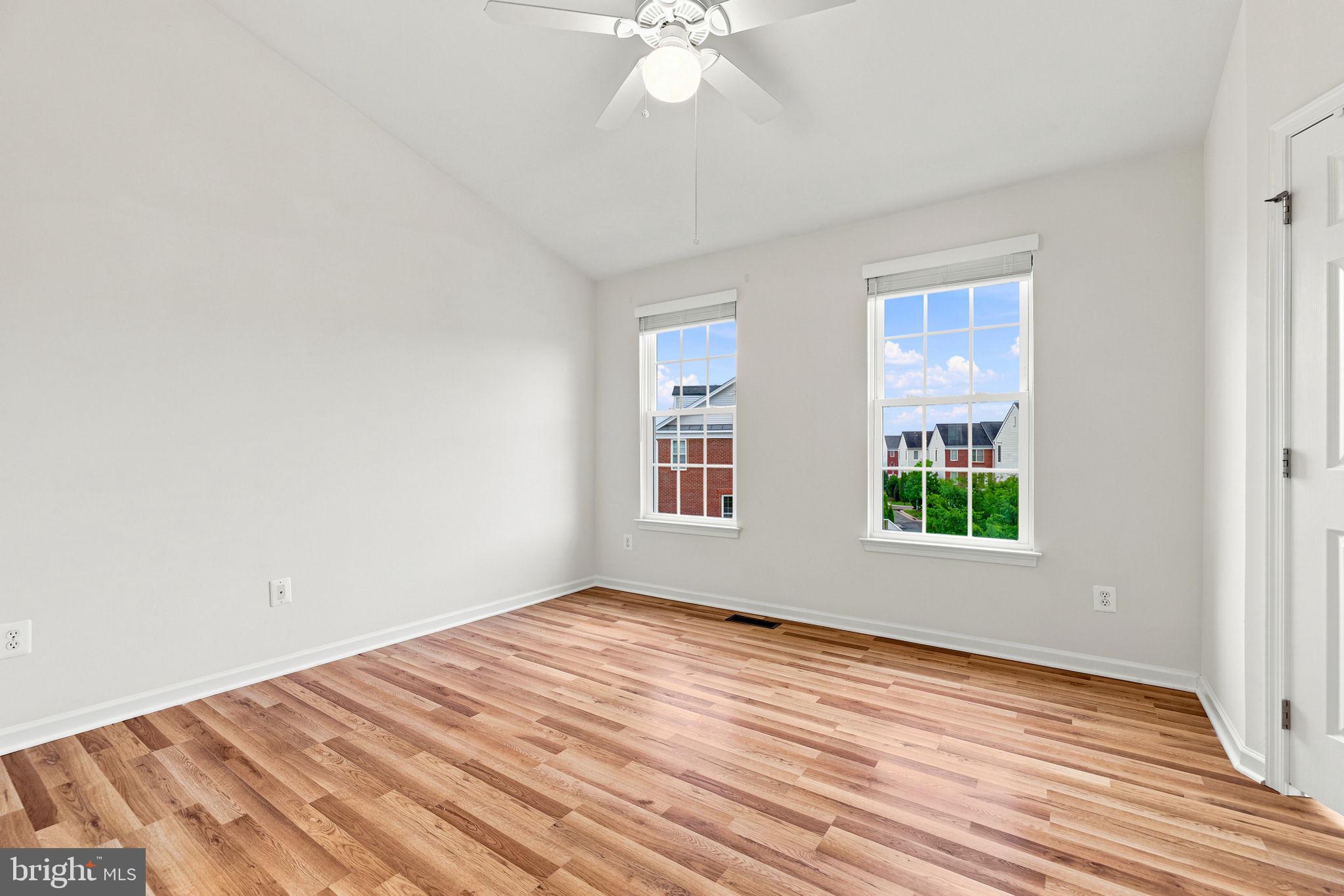 25156 Monteith Terrace Chantilly, VA 20152 - Photo 52 of 72 Bright and airy room with natural light.
