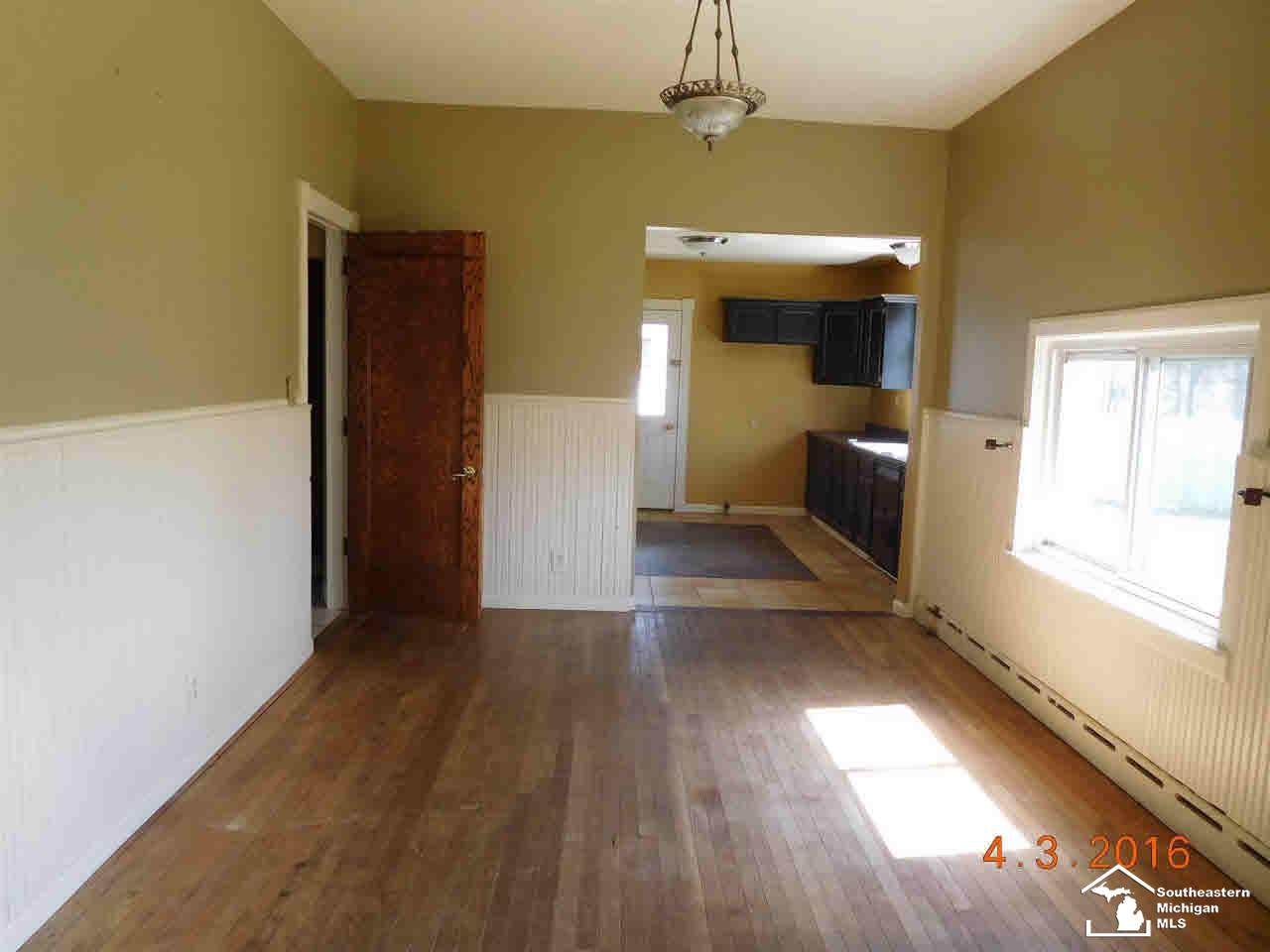 709 Laplaisance Road Monroe, MI 48161 - Photo 18 of 26 21112011-17.JPG