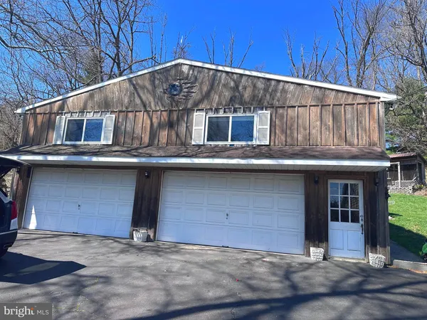 $1,500 | 1032 North 7th Street, Perkasie, PA 18944