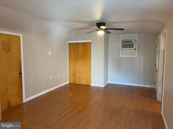 $1,500 | 1032 North 7th Street, Perkasie, PA 18944