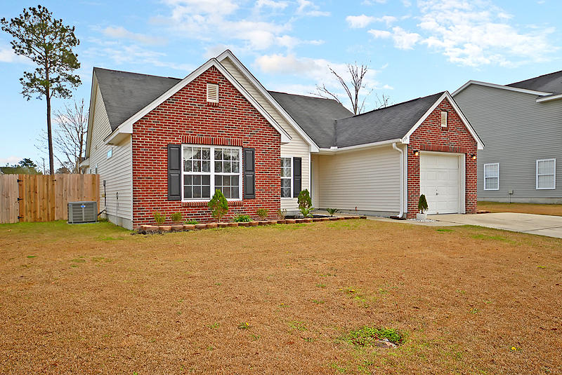 136 Old Tree Road Goose Creek, SC 29445 - Photo 4 of 28 DSC_0659-copy