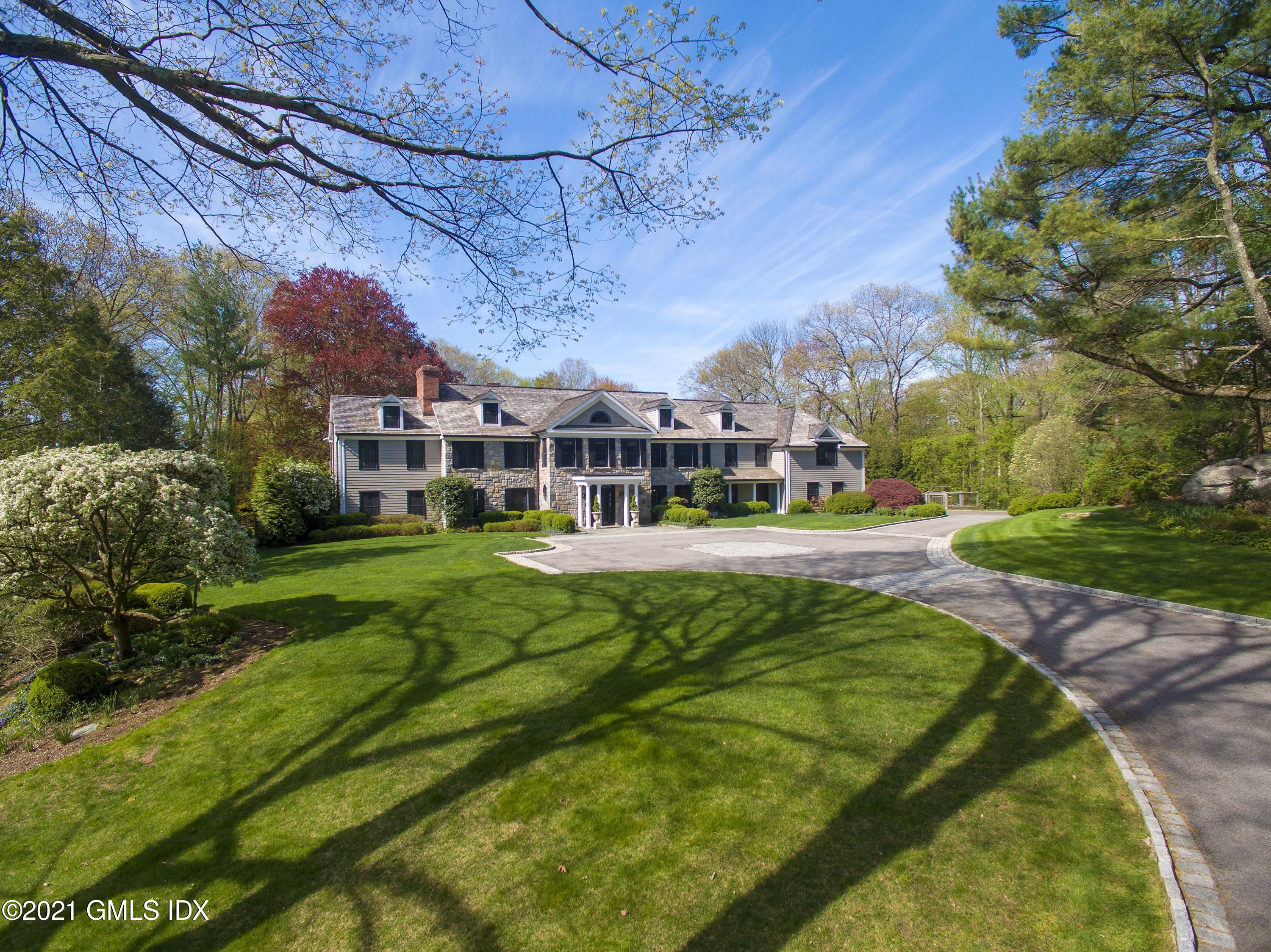 326 Round Hill Road Greenwich, CT 06831 - Photo 21 of 24 21 - Front of House