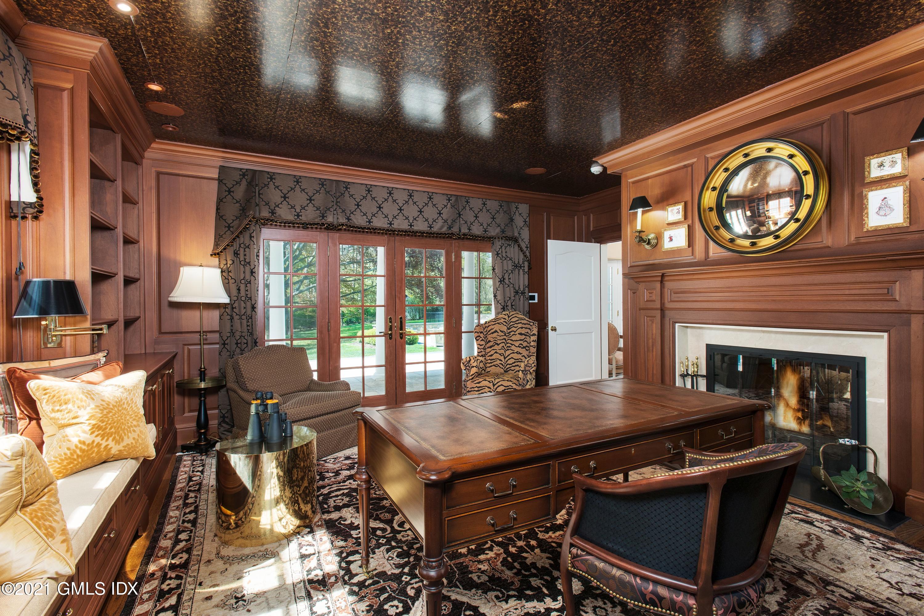326 Round Hill Road Greenwich, CT 06831 - Photo 7 of 24 7 - Office