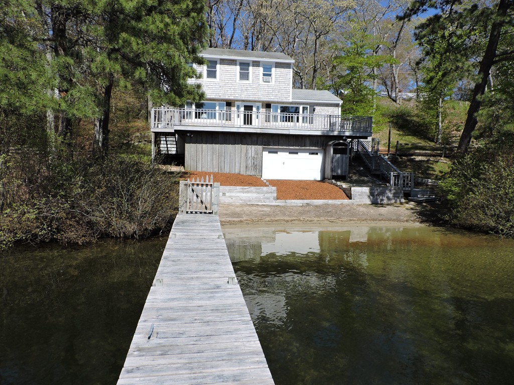 85-95 Huckins Neck Road Barnstable, MA 02632 - Photo 1 of 18 Gallery Image 1