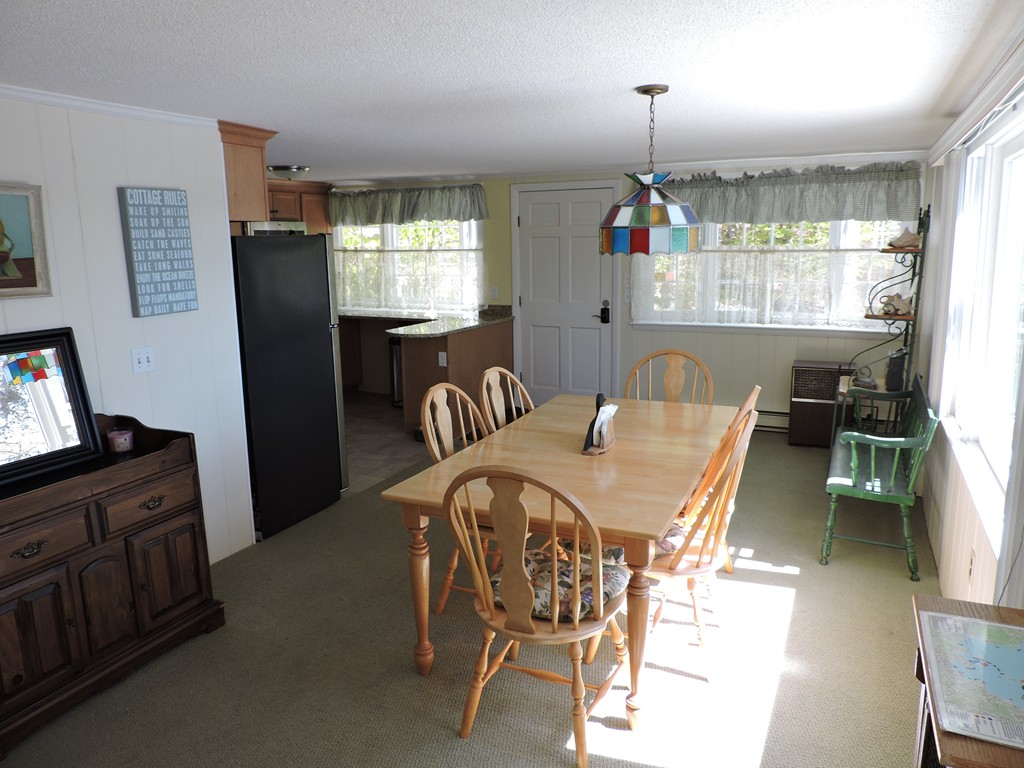 85-95 Huckins Neck Road Barnstable, MA 02632 - Photo 4 of 18 Gallery Image 4