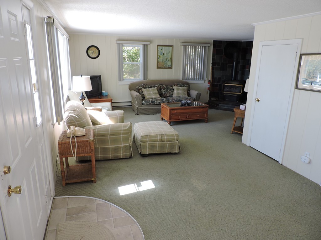 85-95 Huckins Neck Road Barnstable, MA 02632 - Photo 6 of 18 Gallery Image 6