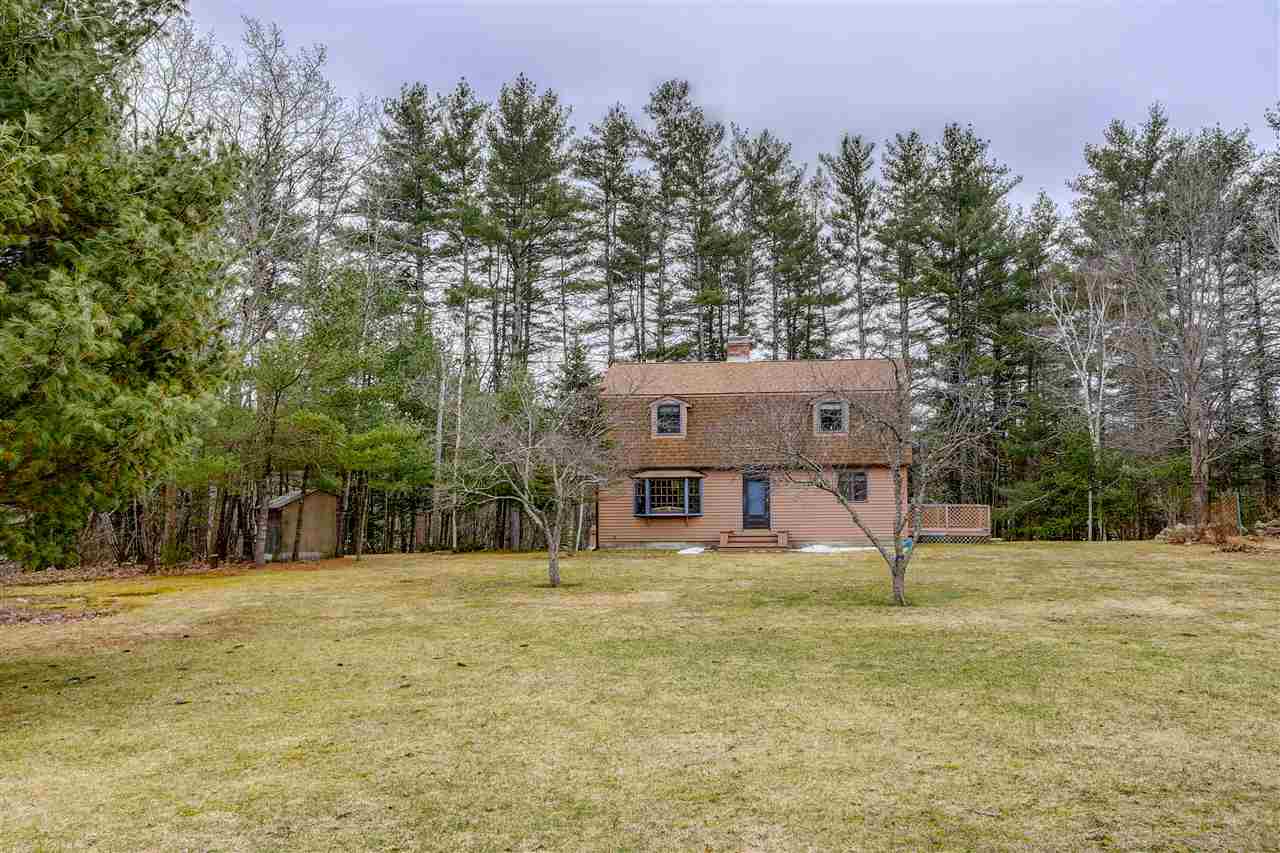 31 Curtis Farm Road Wilton, NH 03086 - Photo 2 of 37
