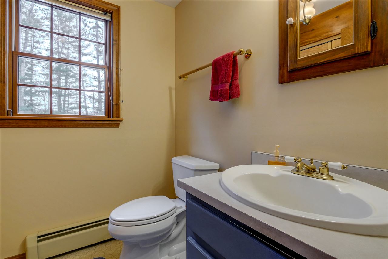 31 Curtis Farm Road Wilton, NH 03086 - Photo 19 of 37