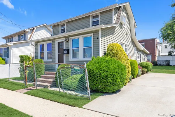 $649,000 | 103 Oakley Avenue, Elmont, NY 11003