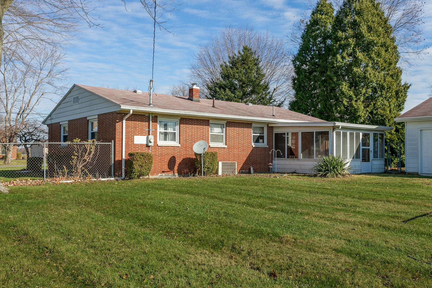 120 East Snodgrass Road Piqua, OH 45356 - Photo 5 of 35