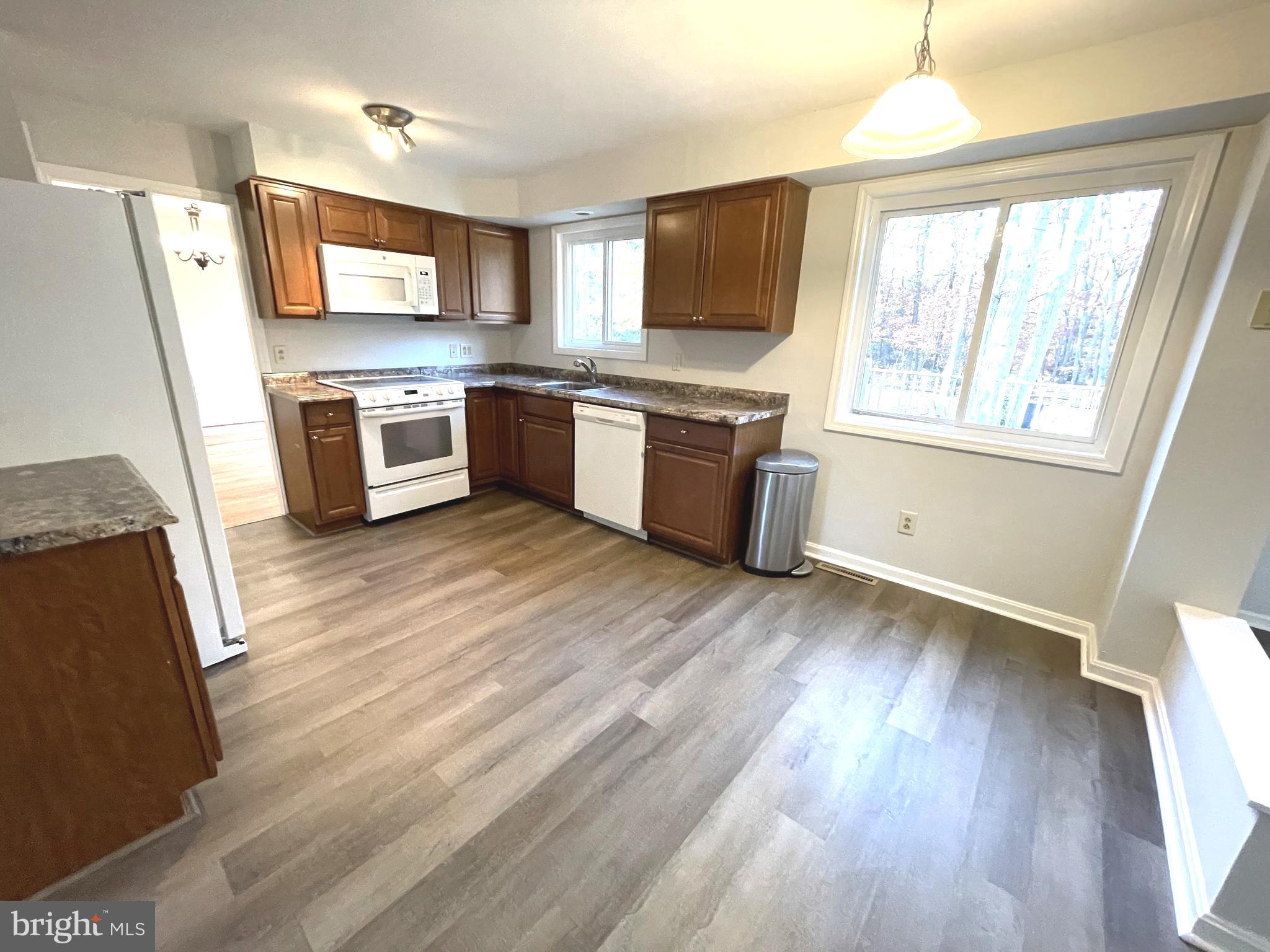 1717 Red Oak Road Williamstown, NJ 08094 - Photo 5 of 15