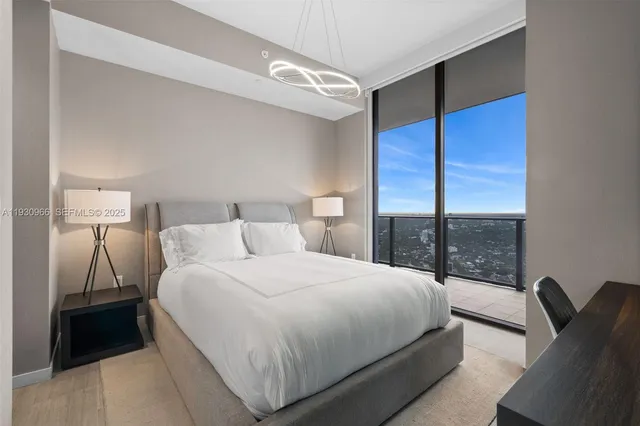 $4,000,000 | 1000 Brickell Plaza, Unit PH5904, Miami, FL 33131