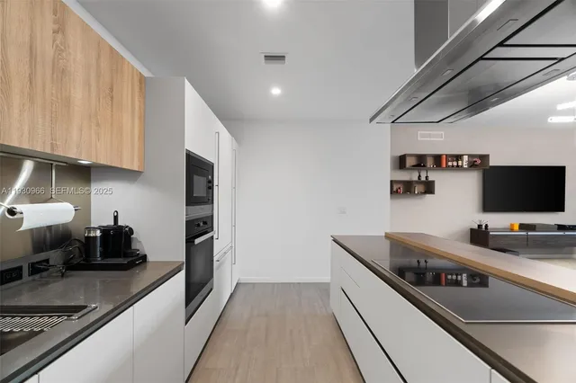 $4,000,000 | 1000 Brickell Plaza, Unit PH5904, Miami, FL 33131