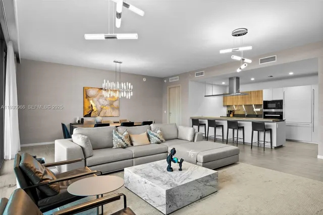 $4,000,000 | 1000 Brickell Plaza, Unit PH5904, Miami, FL 33131