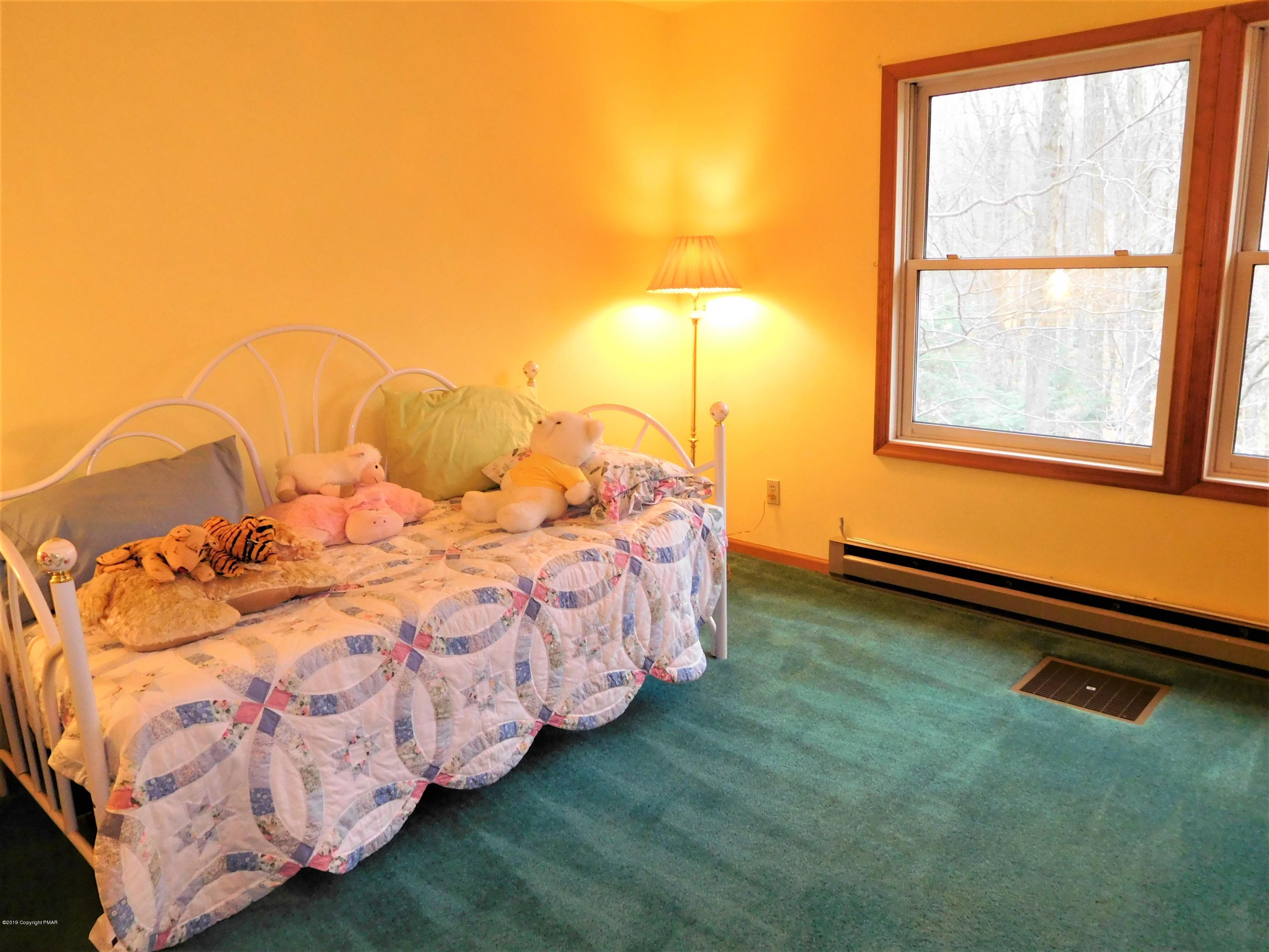 152 Hemlock Road Tannersville, PA 18372 - Photo 26 of 32 bedroom 4 2