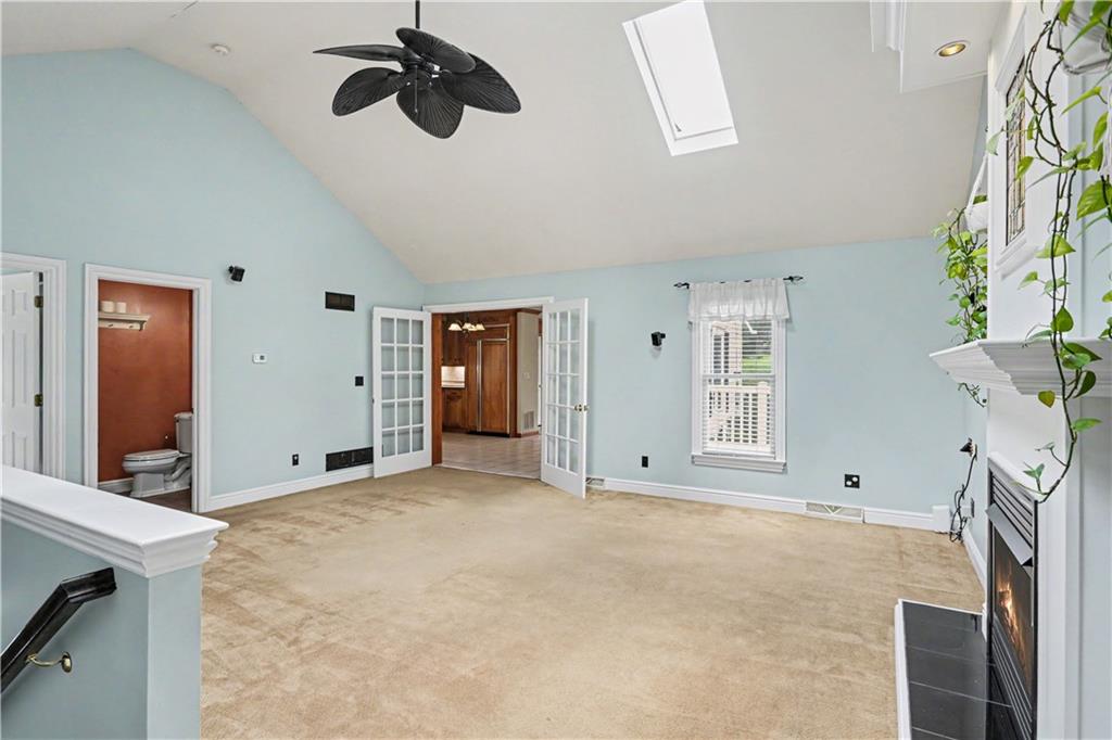 2349 Rochester Road Pittsburgh, PA 15237 - Photo 10 of 26