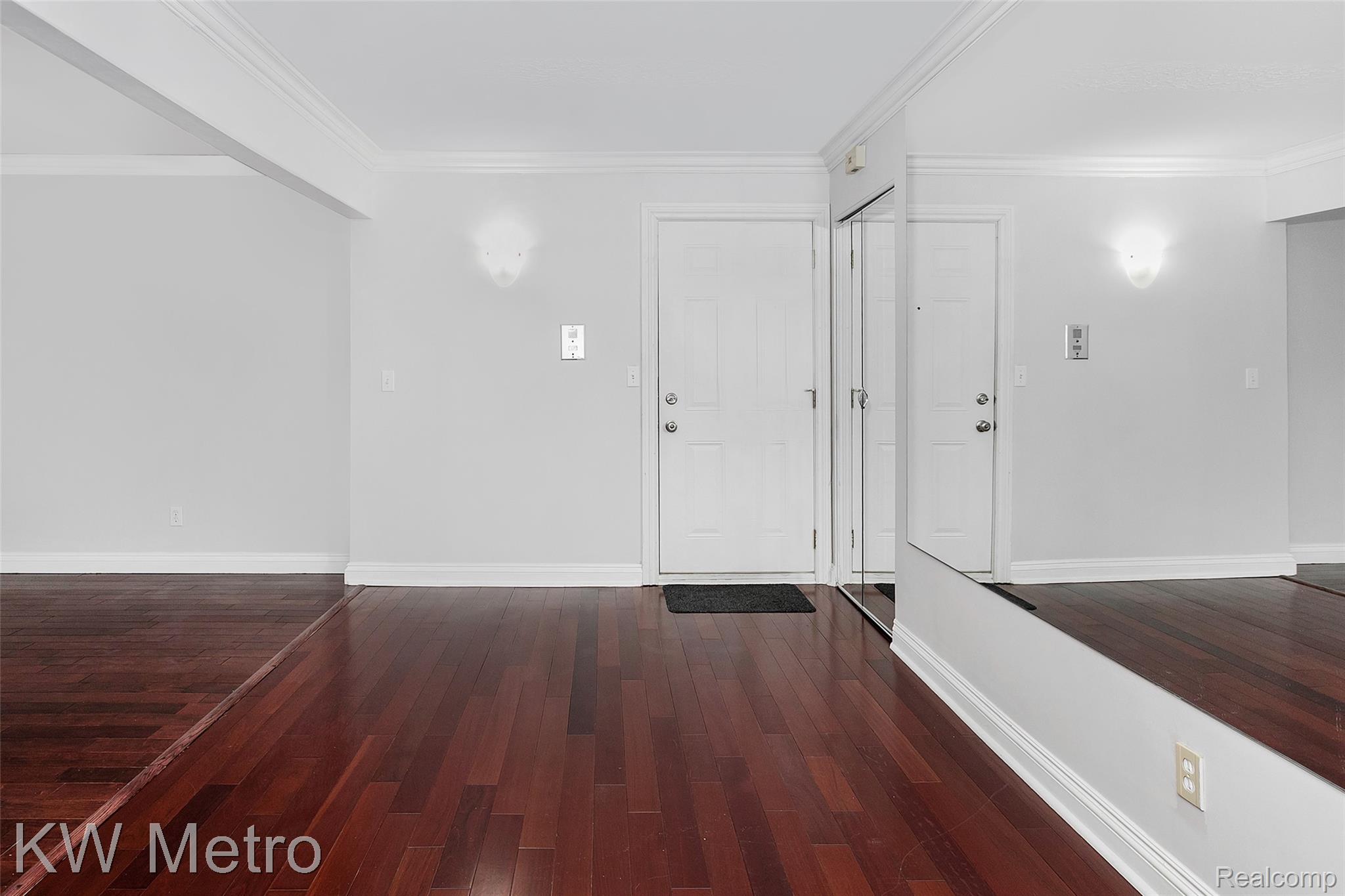 2309 Walton Blvd., Unit 32 Rochester, MI 48309 - Photo 8 of 27 Walton-8.jpg