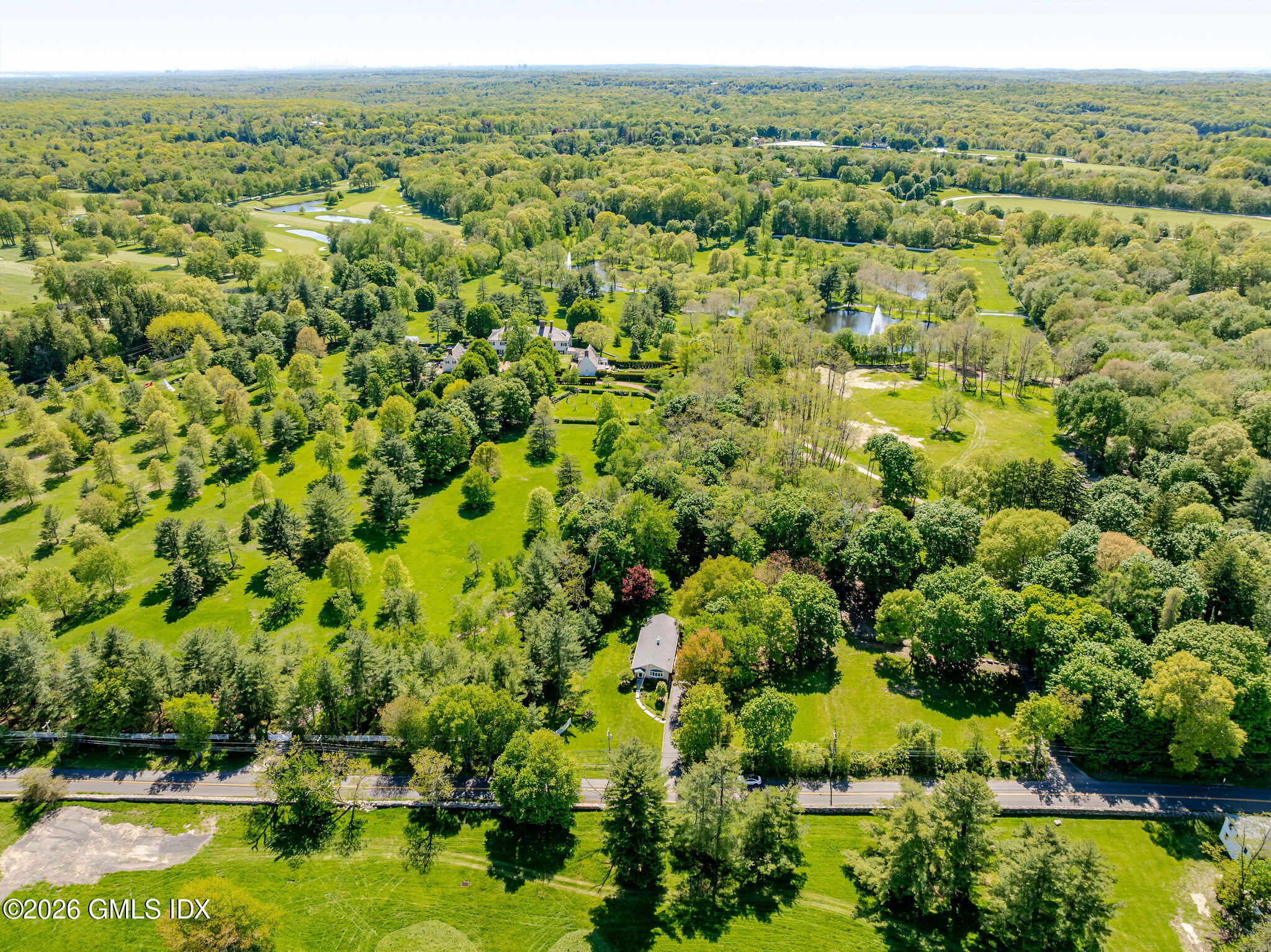 395 Taconic Road Greenwich, CT 06831 - Photo 17 of 18 DJI_20260513030754_0382_D