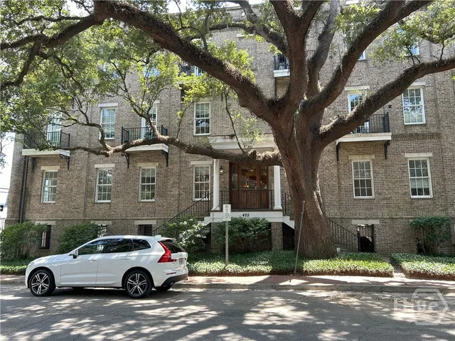 $2,900 | 425 East Mc Donough Street, Unit 101, Savannah, GA 31401