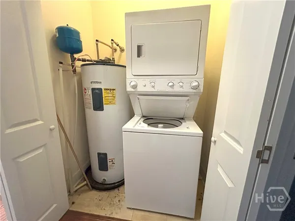 $2,900 | 425 East Mc Donough Street, Unit 101, Savannah, GA 31401