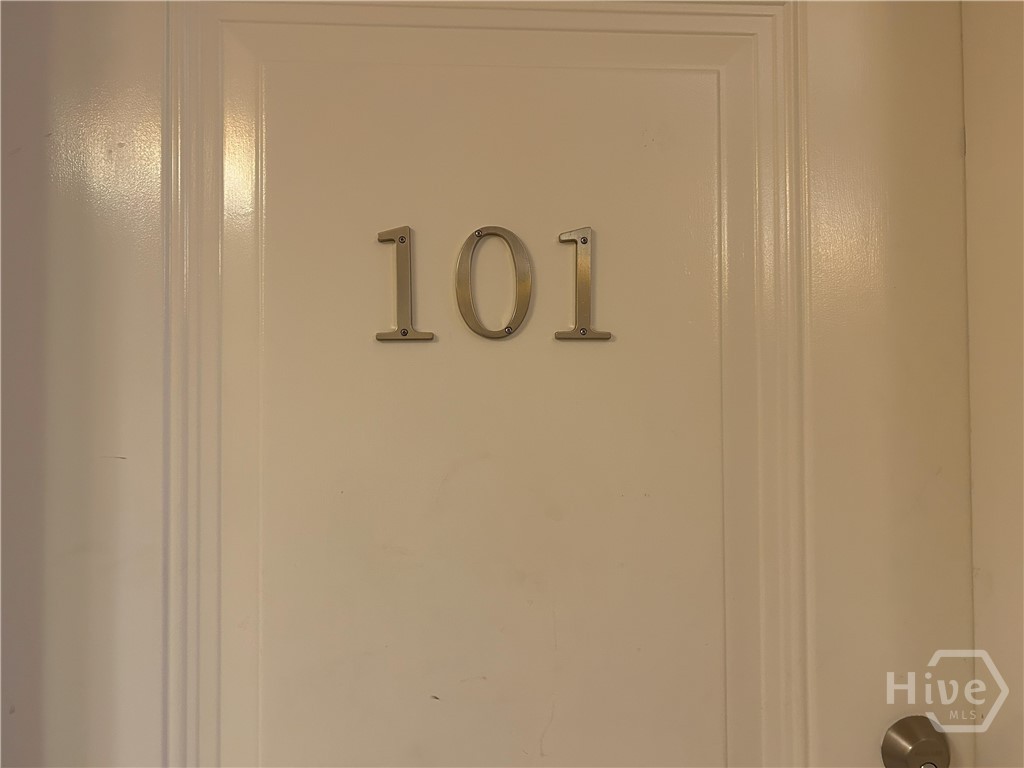 425 East Mc Donough Street, Unit 101 Savannah, GA 31401 - Photo 4 of 22