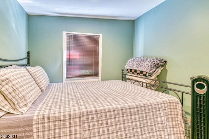 90 North 3rd Street Paterson, NJ 07522 - Photo 19 of 29