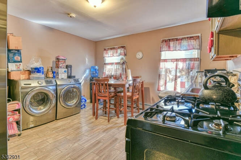 90 North 3rd Street Paterson, NJ 07522 - Photo 8 of 29