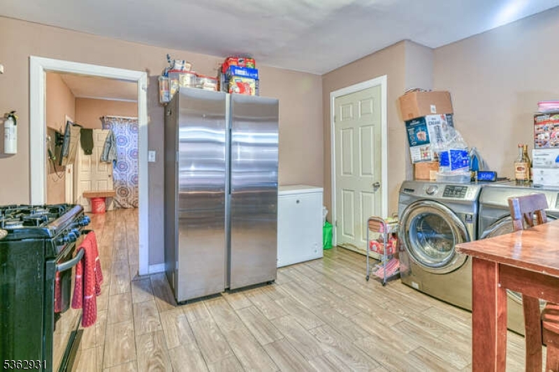 90 North 3rd Street Paterson, NJ 07522 - Photo 9 of 29