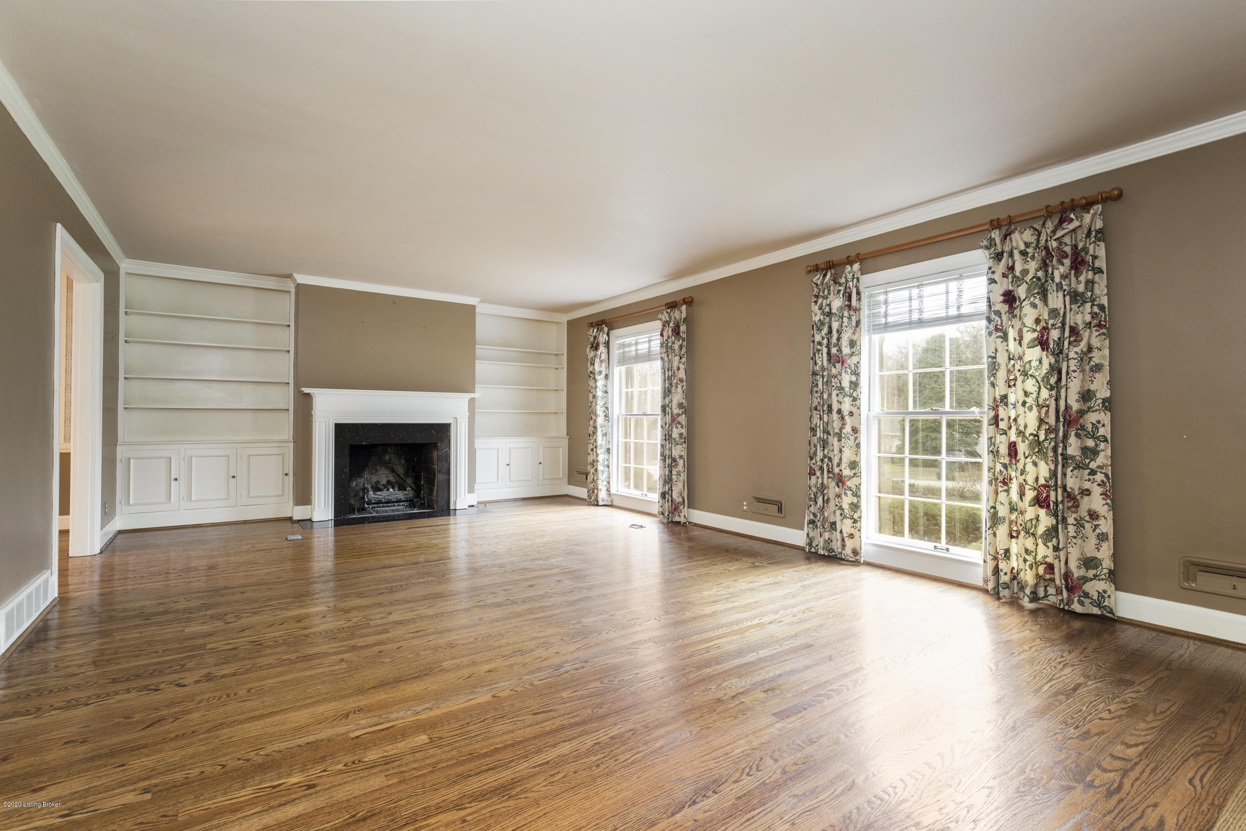 5313 Hempstead Road Louisville, KY 40207 - Photo 7 of 41 7-formal living room