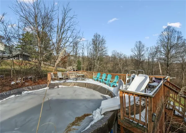 $285,000 | 440 Lippencott Run Road, Waynesburg, PA 15370