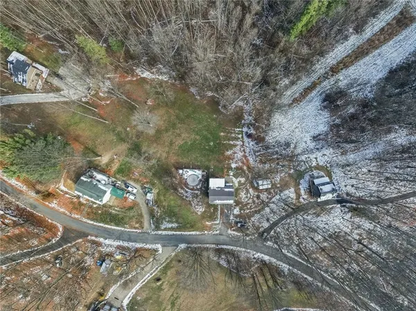 $285,000 | 440 Lippencott Run Road, Waynesburg, PA 15370