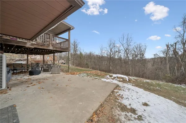 $285,000 | 440 Lippencott Run Road, Waynesburg, PA 15370