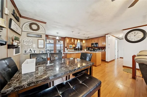 $285,000 | 440 Lippencott Run Road, Waynesburg, PA 15370