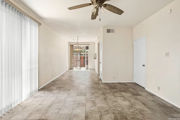 $154,900 | 3678 Hidden Drive, Unit 2702, San Antonio, TX 78217