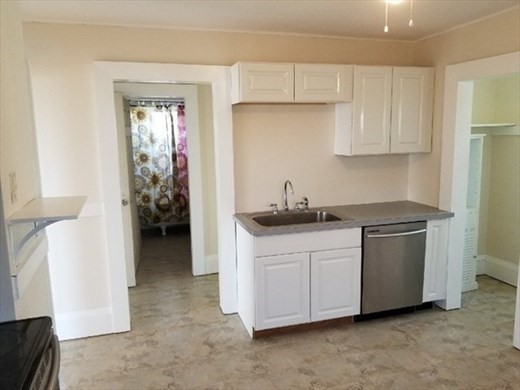 23-25 Prentice Street Springfield, MA 01104 - Photo 3 of 29
