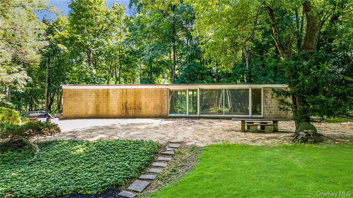 319 Pound Ridge Road Bedford, NY 10506 - Photo 1 of 12 Philip Johnson's first home. Built circa 1946