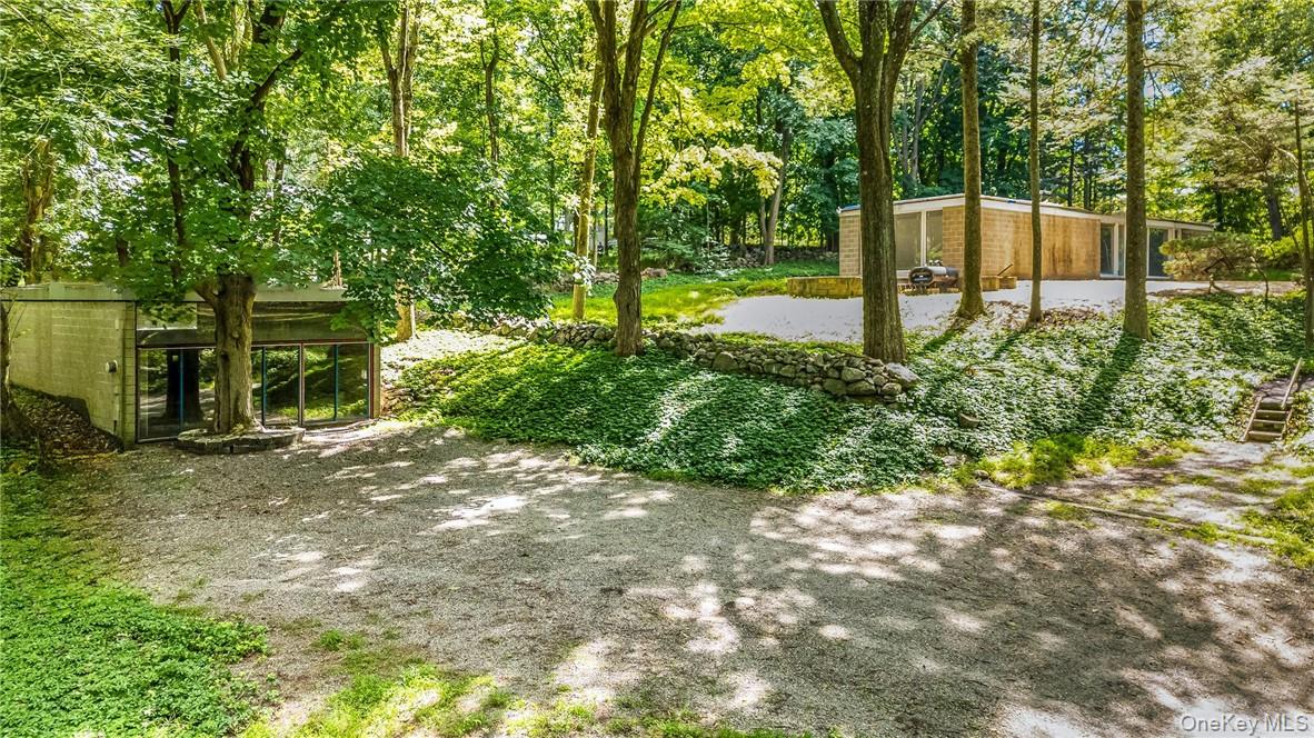 319 Pound Ridge Road Bedford, NY 10506 - Photo 10 of 12 House & Studio