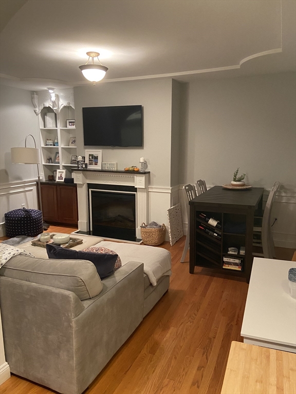 65 Baldwin Street, Unit 3 Boston, MA 02129 - Photo 3 of 6