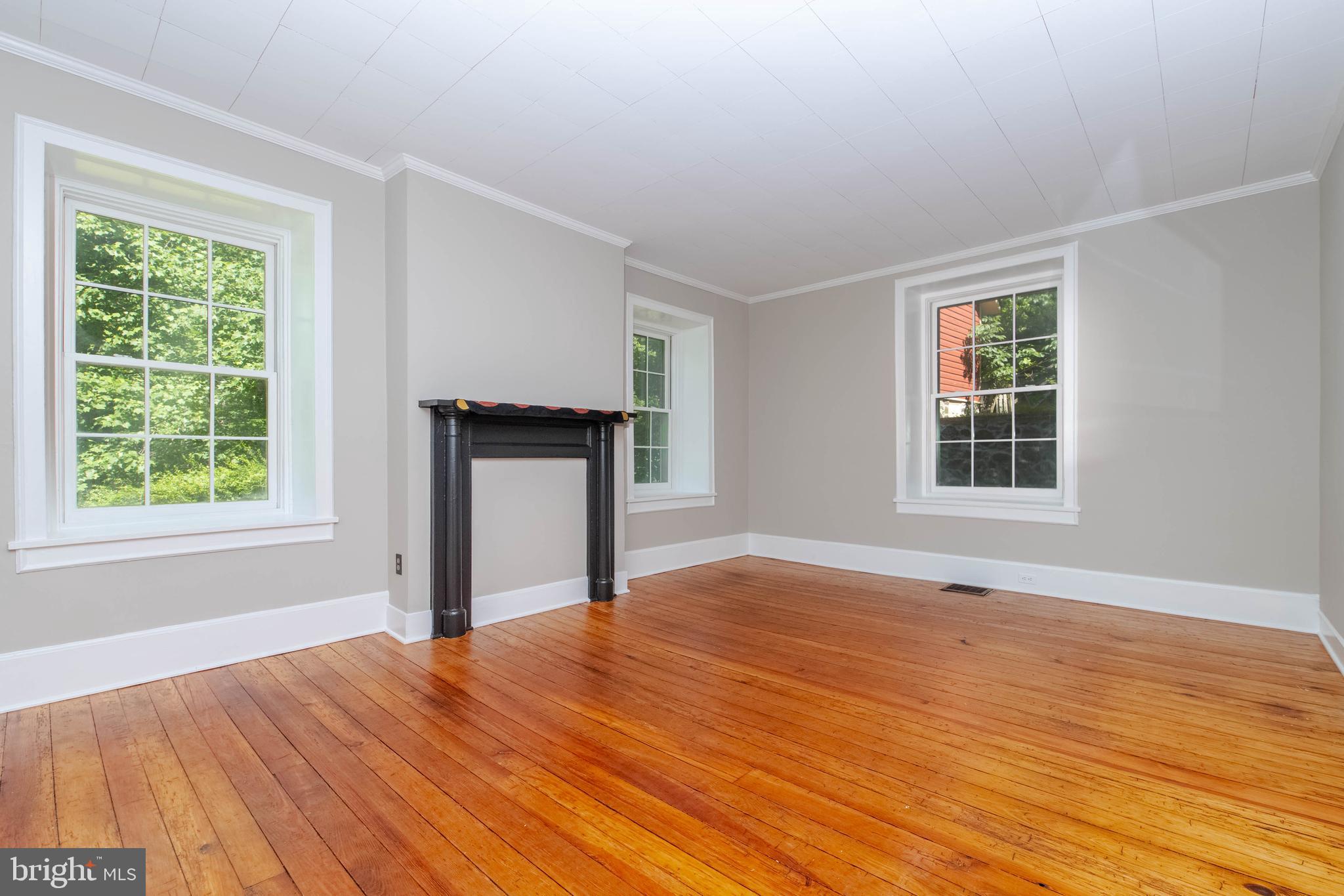 4901 Wetheredsville Road Baltimore, MD 21207 - Photo 14 of 54 Stunning living room for relaxing