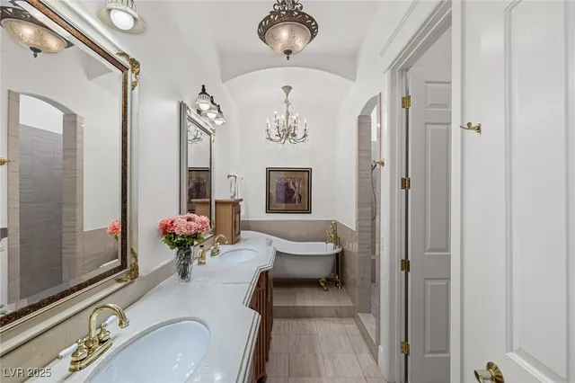 $2,399,999 | 214 Desert Rose Court, Boulder City, NV 89005