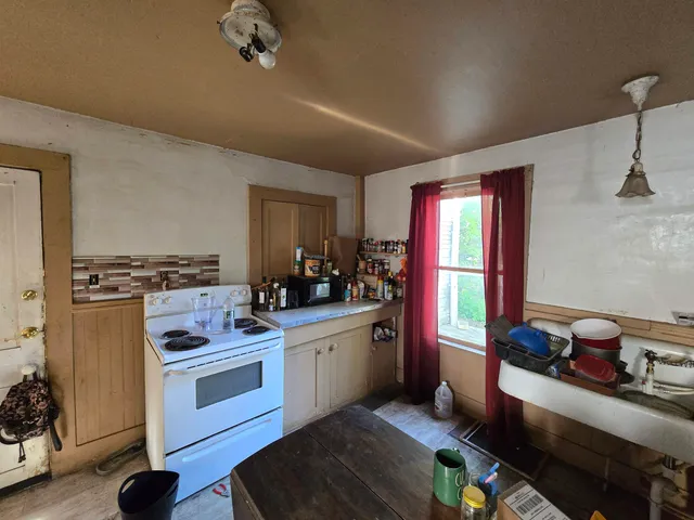 $169,000 | 40 Raiche Cross Road, Danby, VT 05739