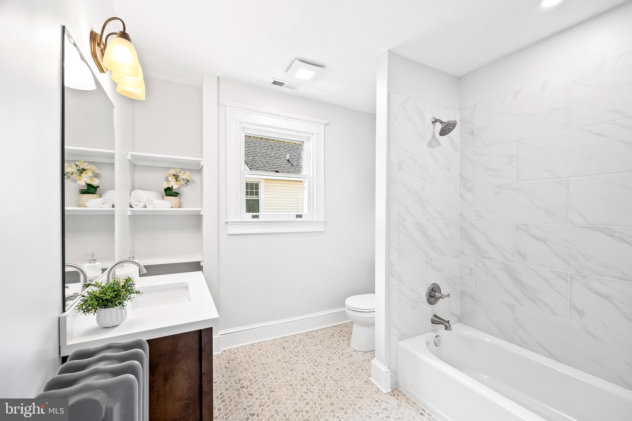 503 Orkney Road Baltimore, MD 21212 - Photo 21 of 43 2nd floor restored full bathroom