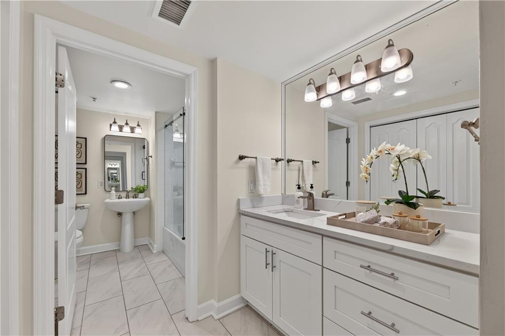 3475 Oak Valley Road Northeast, Unit 2150 Atlanta, GA 30326 - Photo 35 of 57