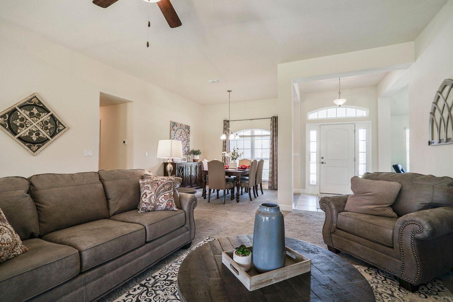 133 Southwest Sea Lion Road Port St. Lucie, FL 34953 - Photo 4 of 18 Family Rm.