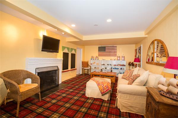 6 Upwey Road Wellesley, MA 02481 - Photo 15 of 20 Gallery Image 15
