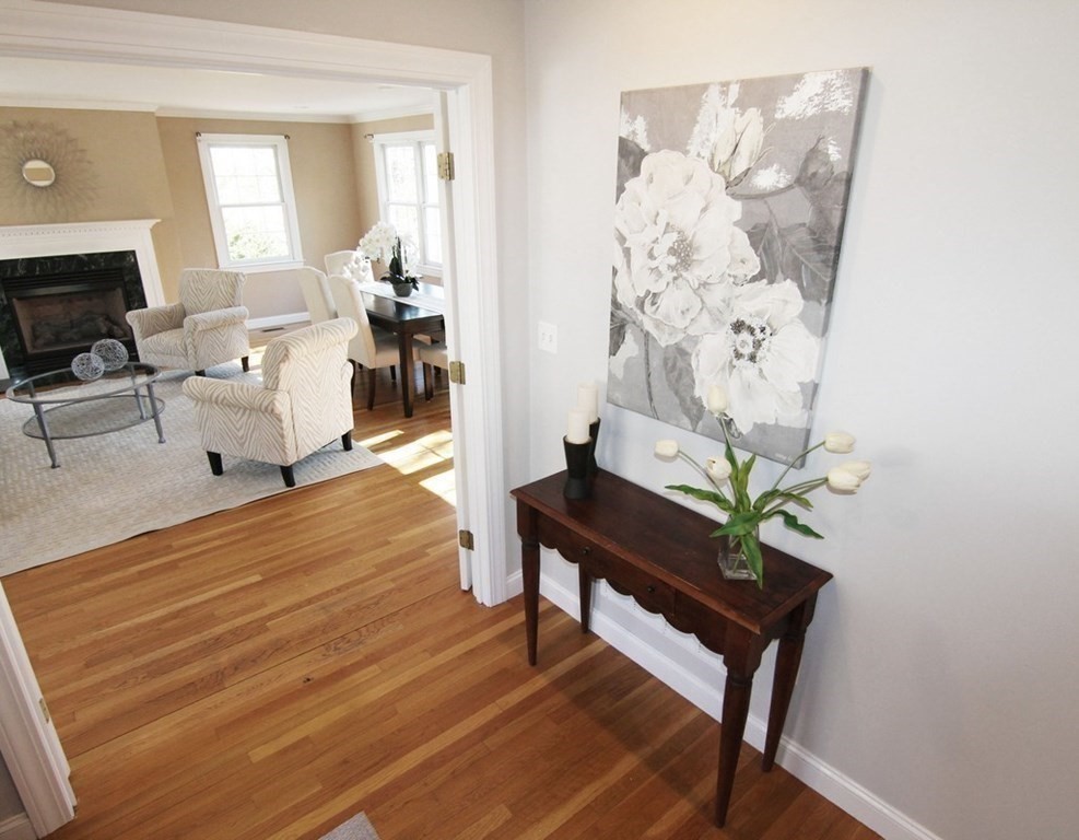 26 Bowker Street Lexington, MA 02421 - Photo 3 of 32 Gallery Image 3